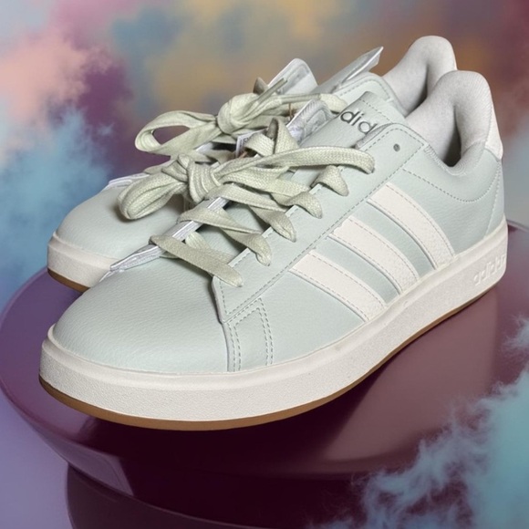 Adidas Grand Court Sneakers Light Mint Green Cream Women’s Size 9 Brand New